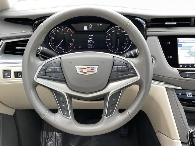 used 2023 Cadillac XT5 car