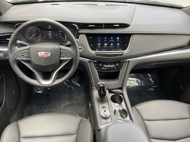 used 2024 Cadillac XT6 car, priced at $50,815