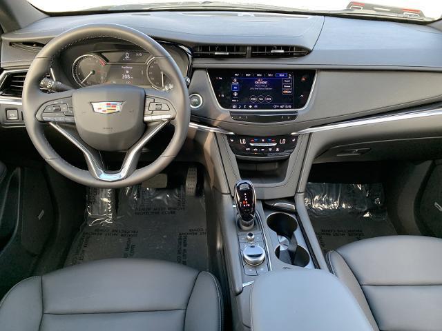 used 2023 Cadillac XT6 car, priced at $36,997