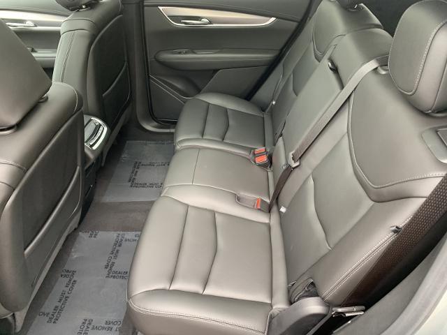 used 2024 Cadillac XT6 car, priced at $50,190