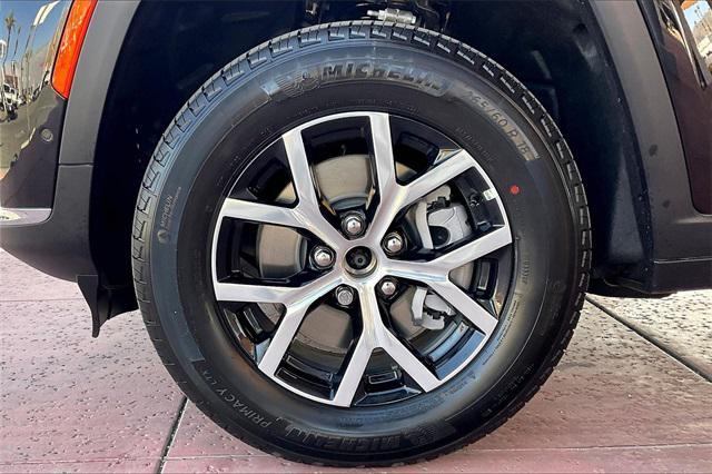 new 2025 Jeep Grand Cherokee L car