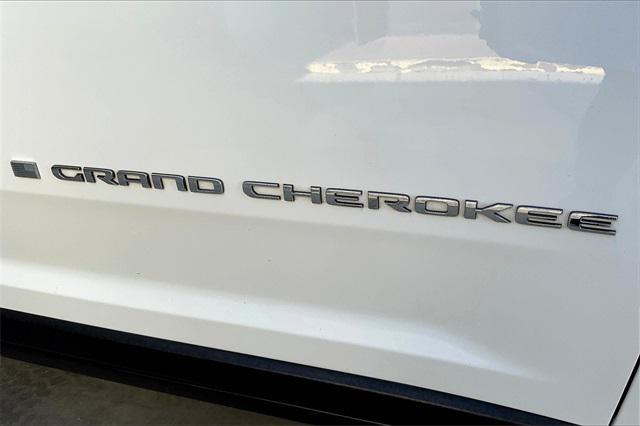 used 2023 Jeep Grand Cherokee car, priced at $27,990