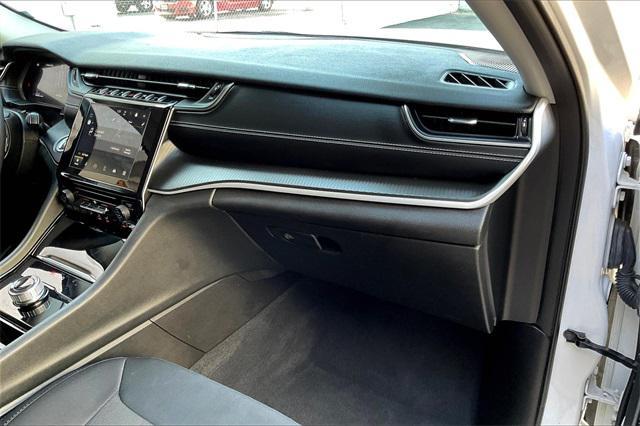 used 2023 Jeep Grand Cherokee car, priced at $27,990