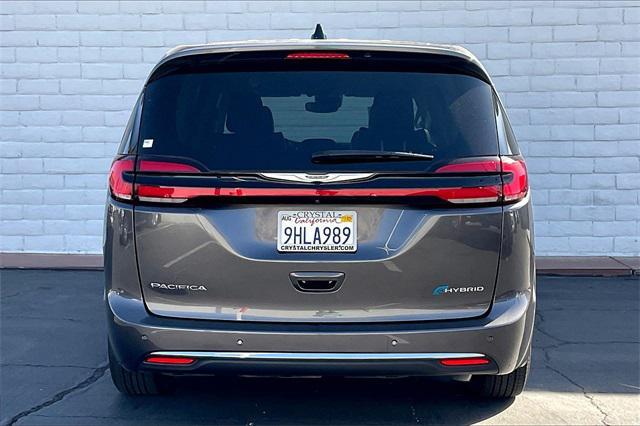 used 2023 Chrysler Pacifica Hybrid car, priced at $33,086