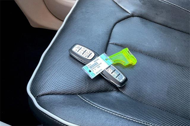 used 2023 Chrysler Pacifica Hybrid car, priced at $33,086