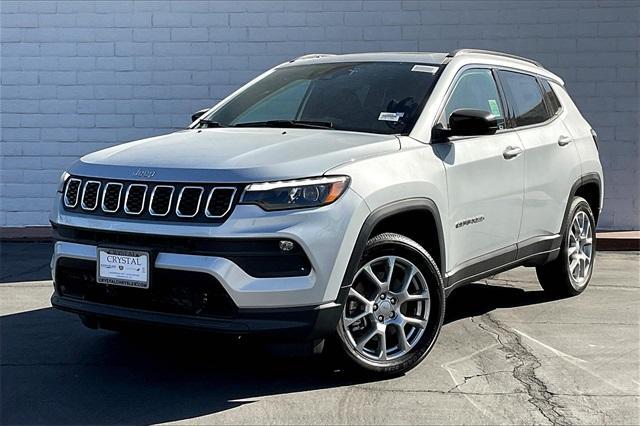 new 2024 Jeep Compass car, priced at $39,035