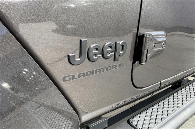 new 2024 Jeep Gladiator car, priced at $53,660