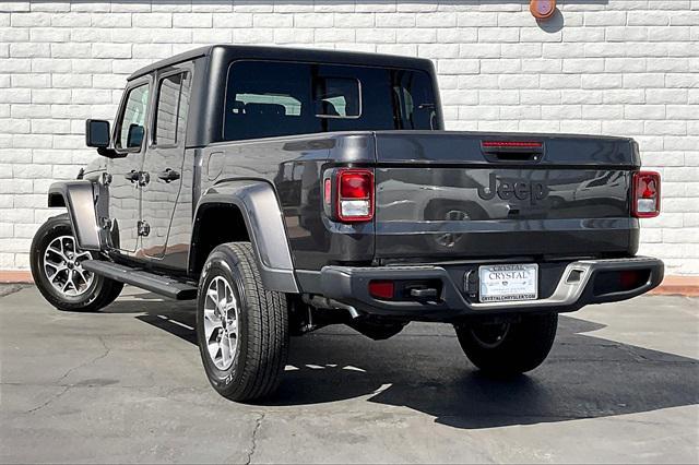 new 2024 Jeep Gladiator car, priced at $52,160