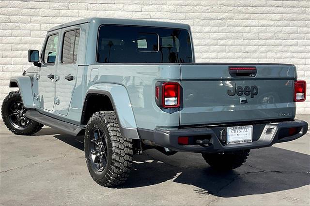 new 2025 Jeep Gladiator car