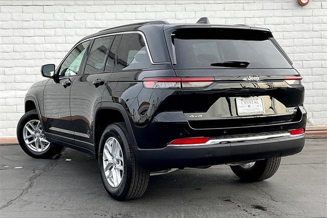 new 2025 Jeep Grand Cherokee car, priced at $42,175