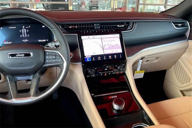 new 2025 Jeep Grand Cherokee car, priced at $50,735
