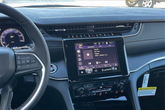 new 2025 Jeep Grand Cherokee car
