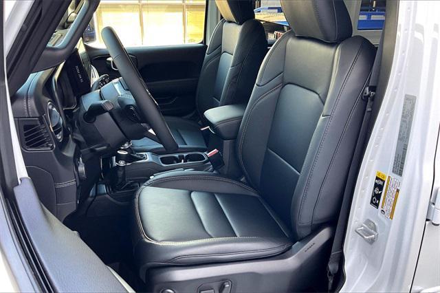 new 2025 Jeep Wrangler 4xe car