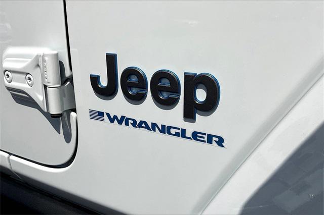 new 2025 Jeep Wrangler 4xe car