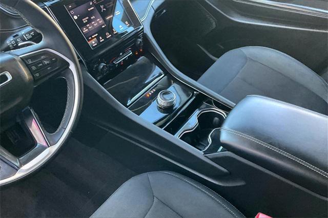 used 2023 Jeep Grand Cherokee car, priced at $26,096