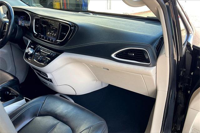 used 2022 Chrysler Pacifica Hybrid car, priced at $30,990
