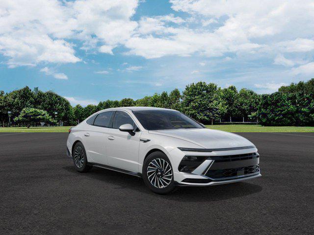 new 2025 Hyundai Sonata Hybrid car, priced at $32,173
