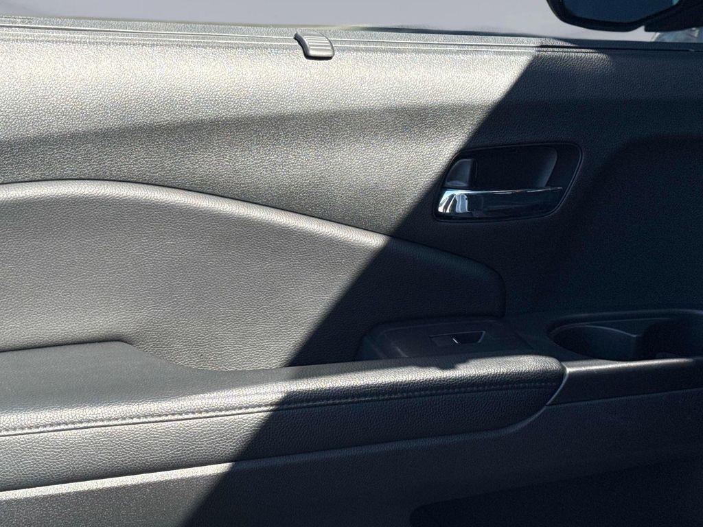 used 2022 Honda Pilot car, priced at $24,595