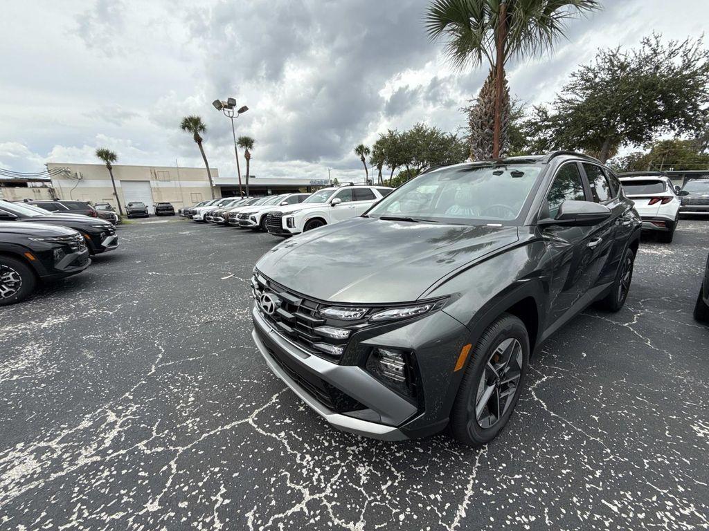 new 2025 Hyundai TUCSON Hybrid car, priced at $33,955