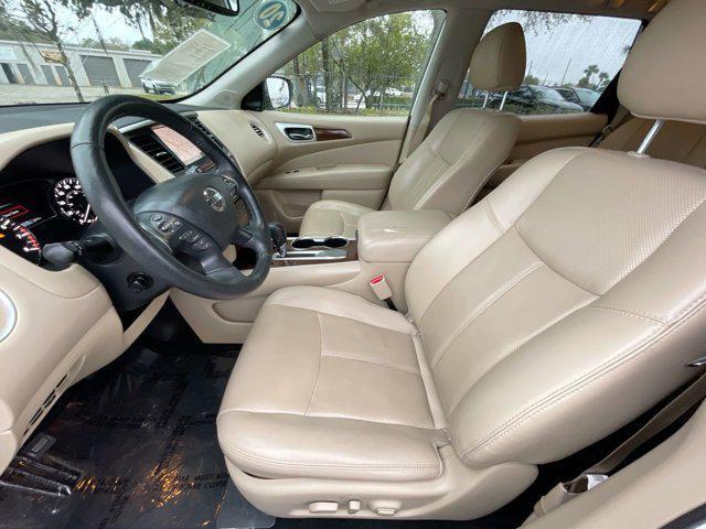 used 2020 Nissan Pathfinder car, priced at $21,995