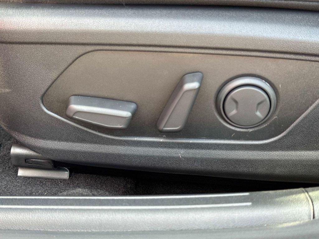 new 2025 Hyundai Elantra car, priced at $25,827