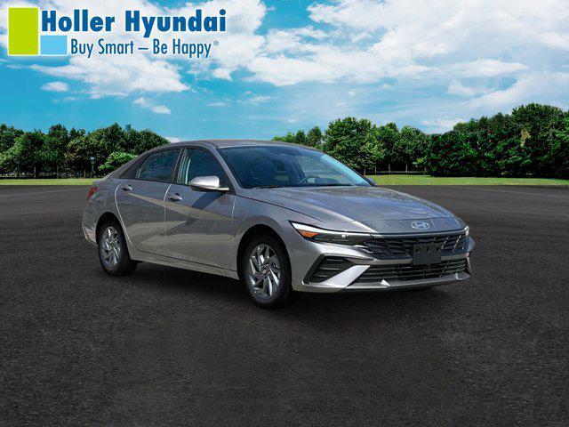 new 2025 Hyundai Elantra HEV car, priced at $26,172