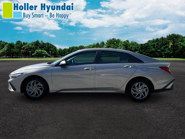 new 2025 Hyundai Elantra HEV car, priced at $26,172