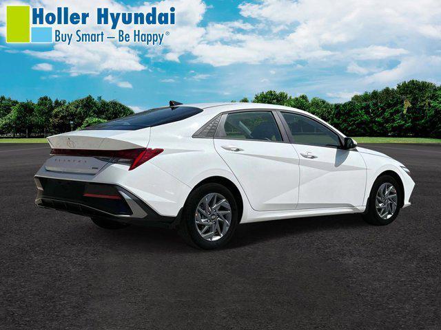 new 2025 Hyundai Elantra HEV car, priced at $25,471