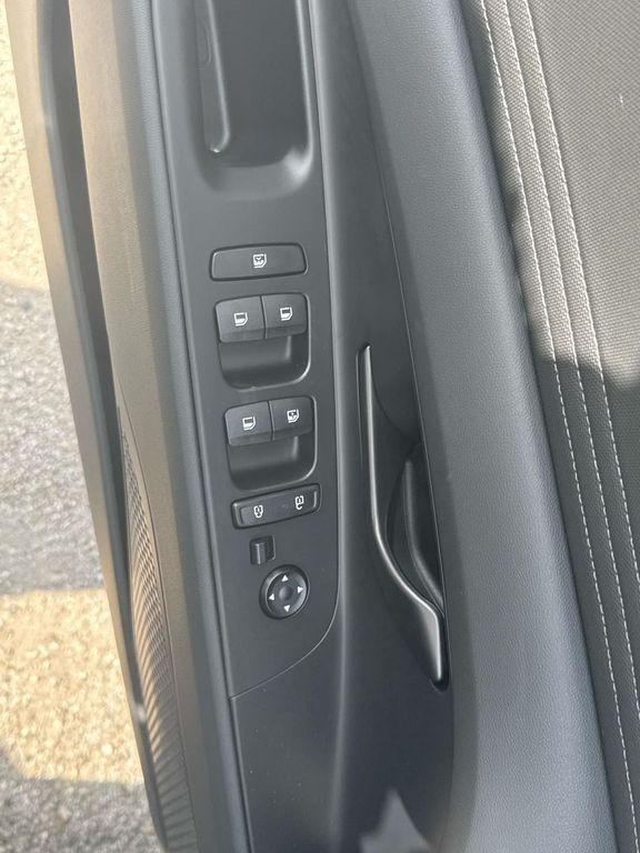 new 2025 Hyundai ELANTRA HEV car, priced at $26,059