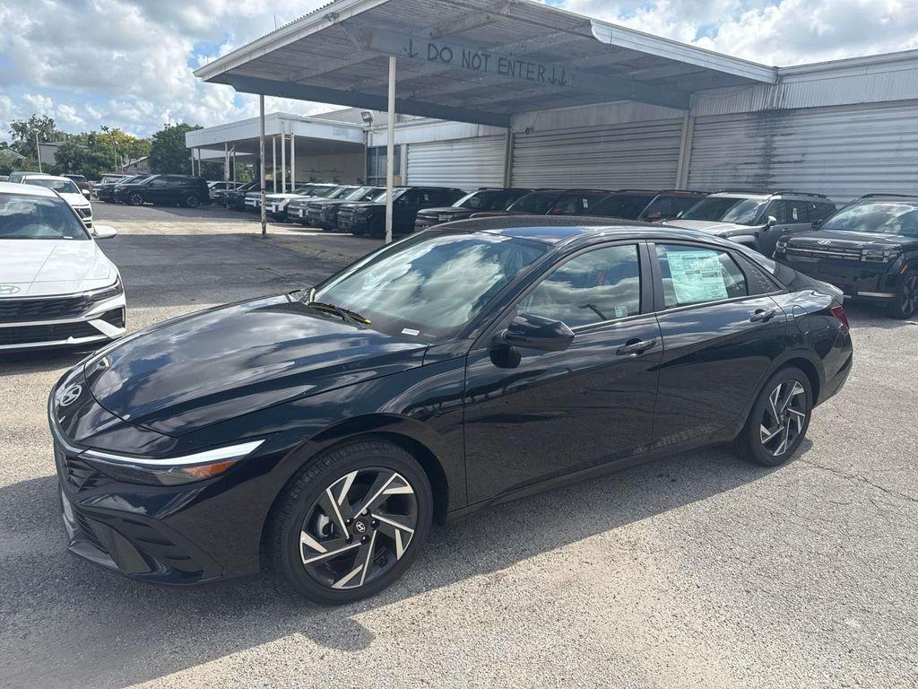 new 2025 Hyundai ELANTRA HEV car, priced at $26,059