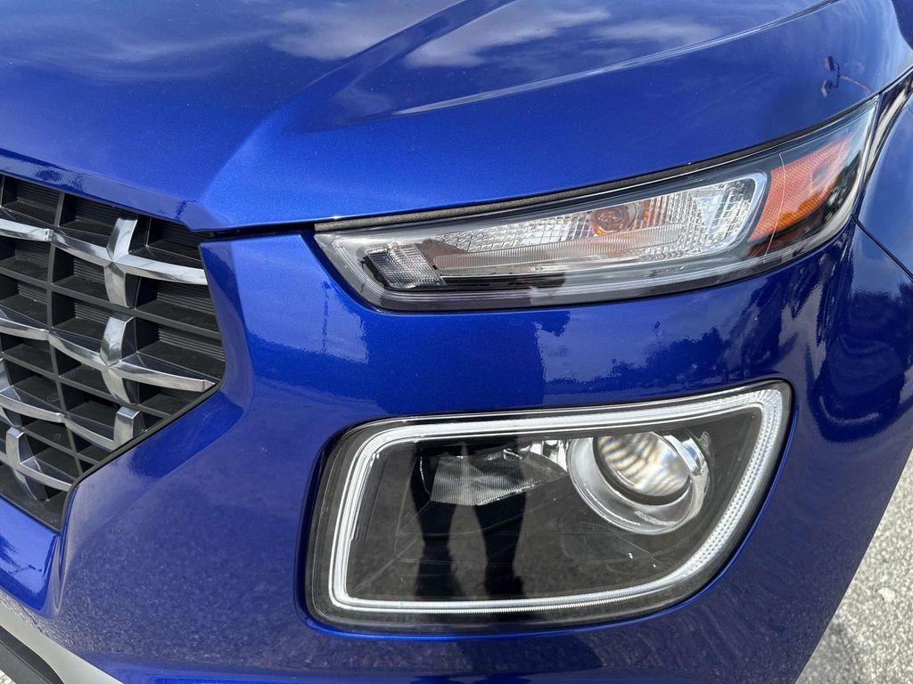 new 2025 Hyundai Venue car, priced at $23,822