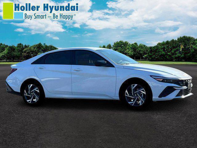 new 2025 Hyundai Elantra car, priced at $23,022