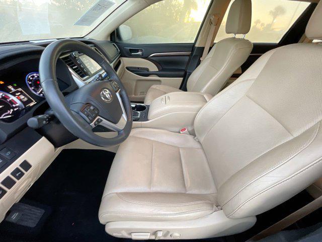 used 2016 Toyota Highlander car, priced at $23,795