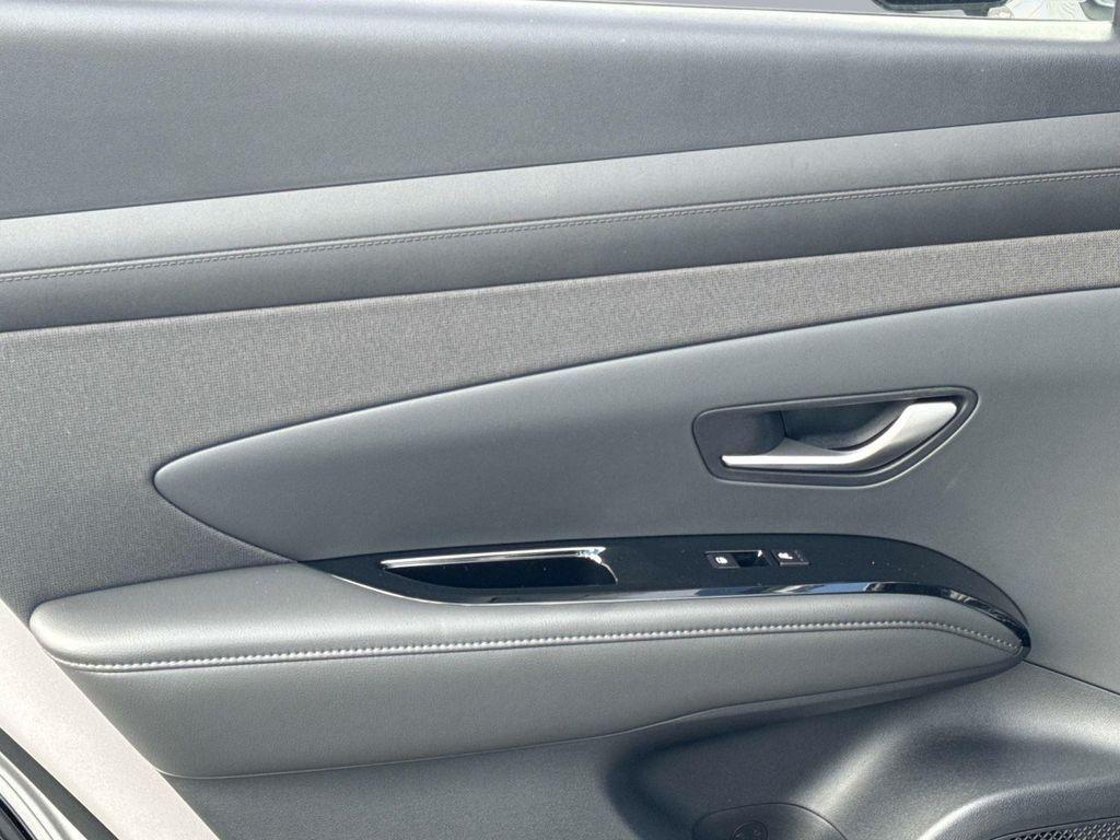 new 2026 Hyundai TUCSON Hybrid car, priced at $40,422