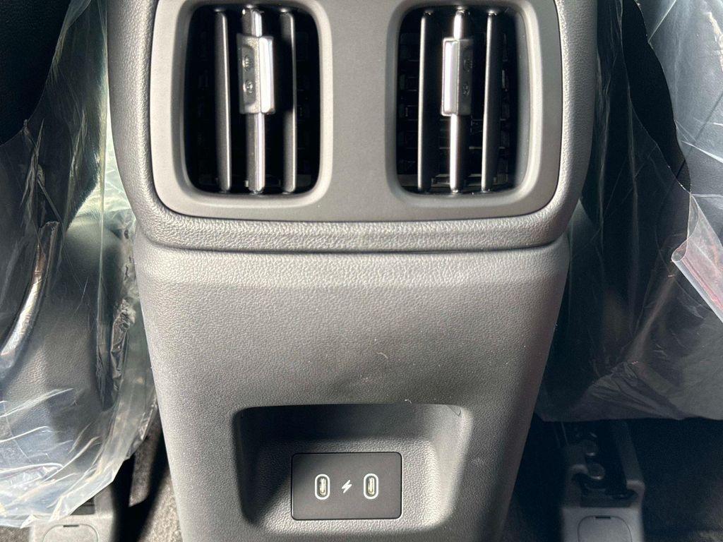 new 2026 Hyundai TUCSON Hybrid car, priced at $40,422