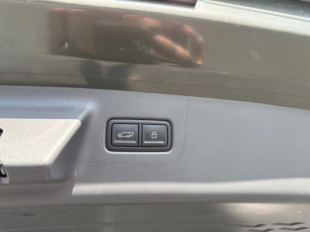 new 2025 Hyundai Santa Fe car, priced at $33,329