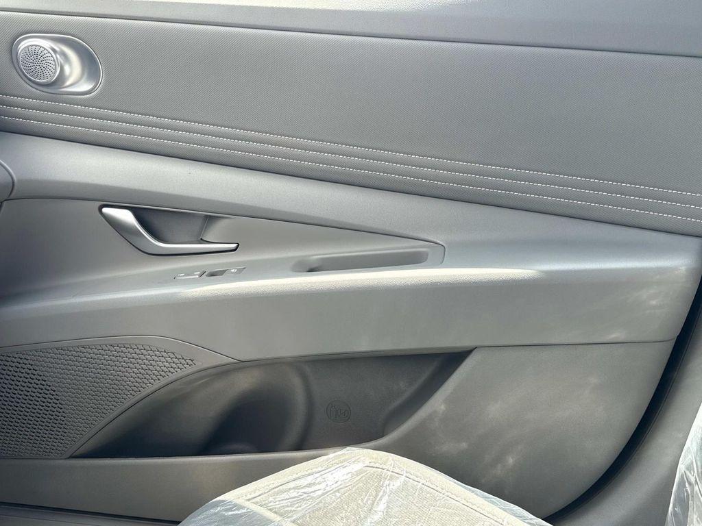 new 2025 Hyundai ELANTRA HEV car, priced at $26,059