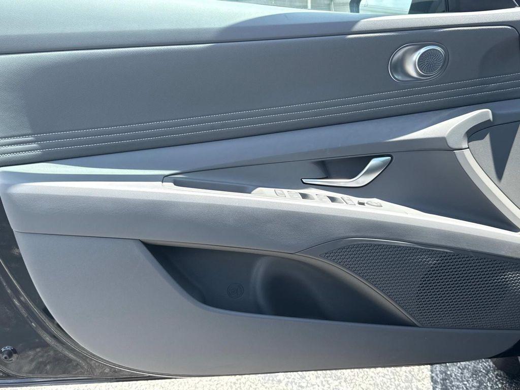 new 2025 Hyundai ELANTRA HEV car, priced at $26,059