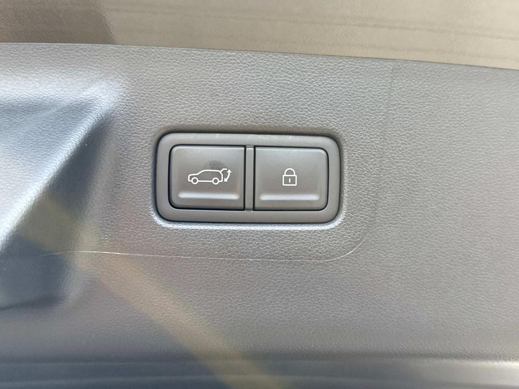 new 2025 Hyundai Santa Fe car, priced at $40,102