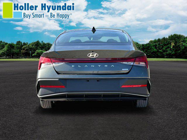 new 2025 Hyundai Elantra HEV car, priced at $26,123