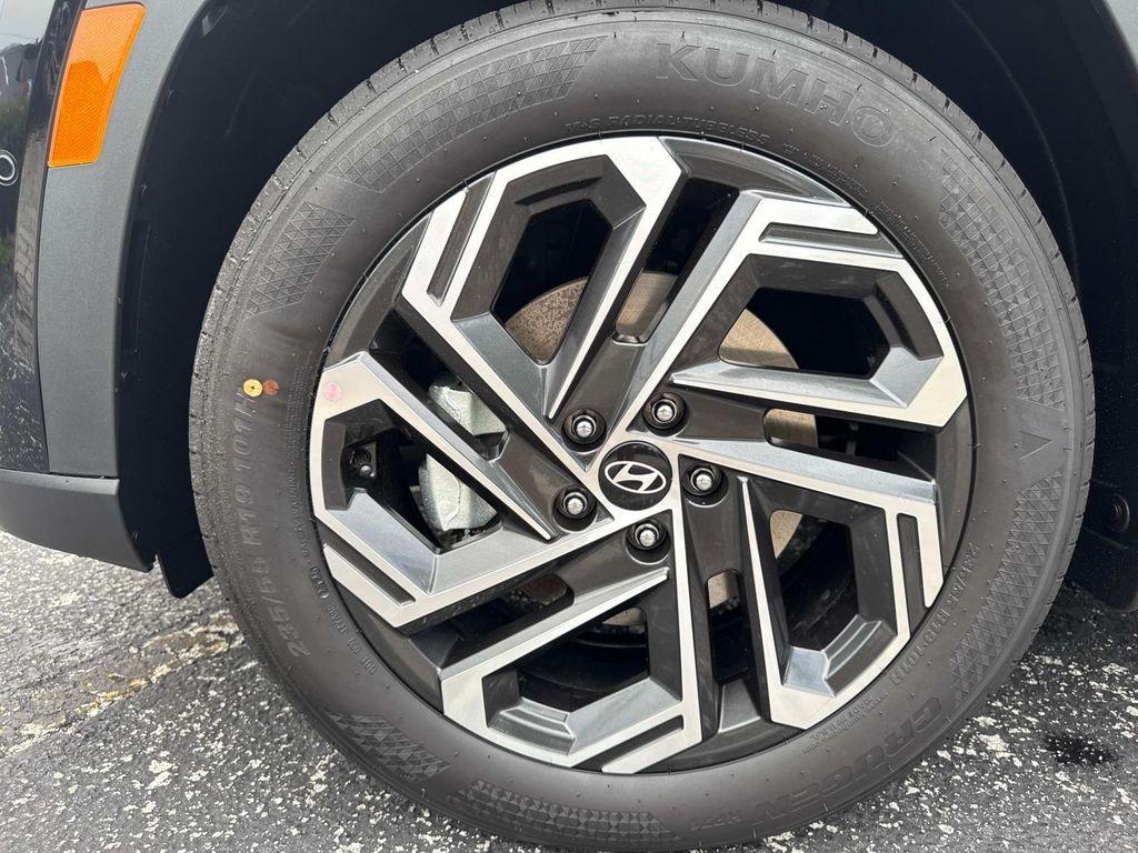 new 2025 Hyundai Tucson car, priced at $33,706