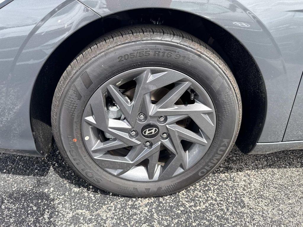 new 2025 Hyundai ELANTRA HEV car, priced at $22,764