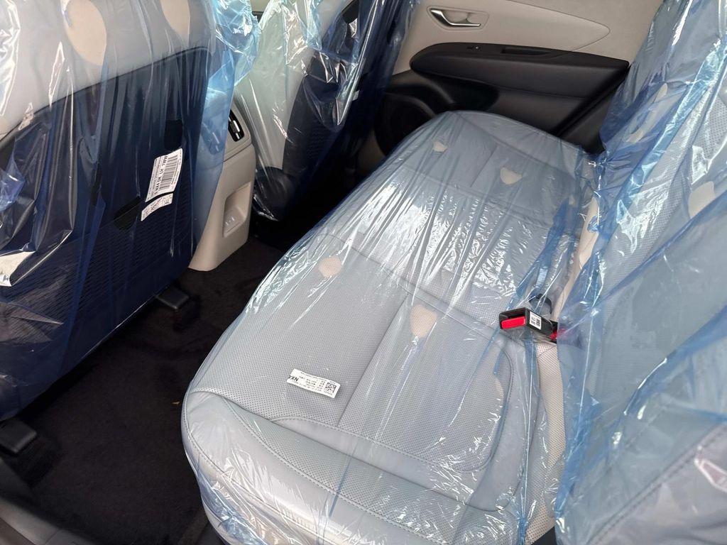 new 2025 Hyundai TUCSON Hybrid car, priced at $33,556