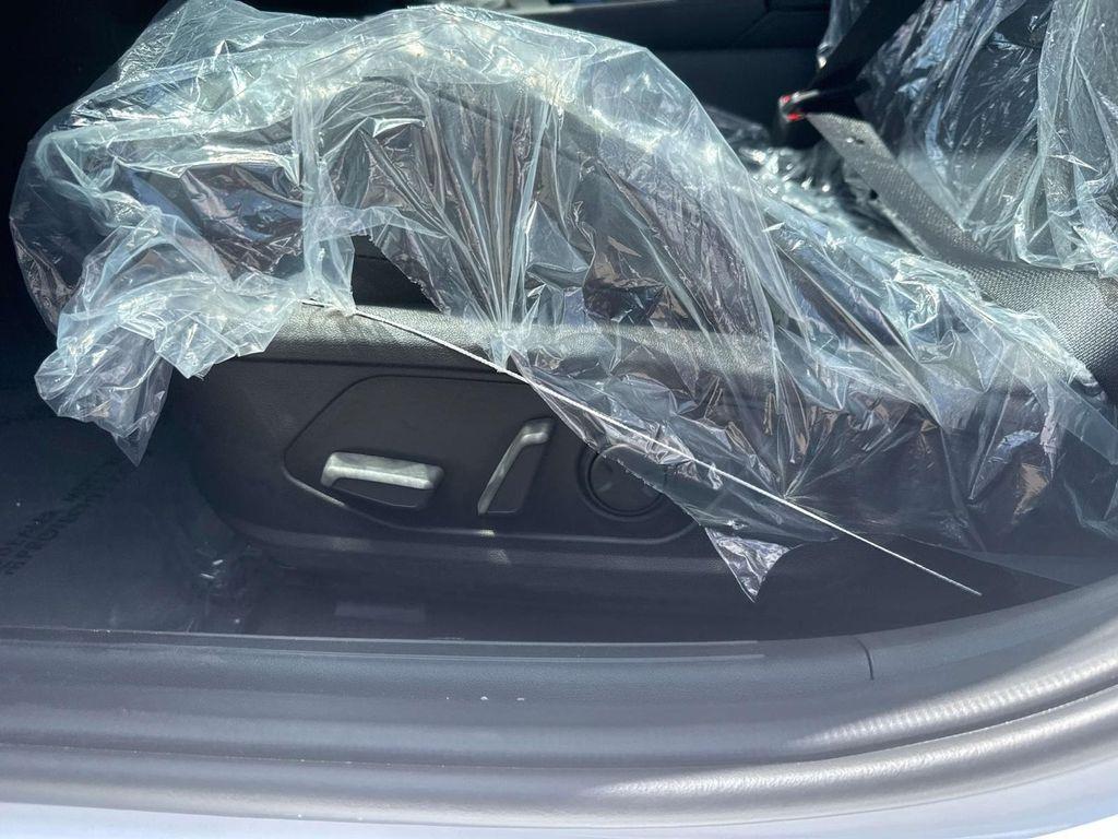 new 2025 Hyundai ELANTRA HEV car, priced at $28,861