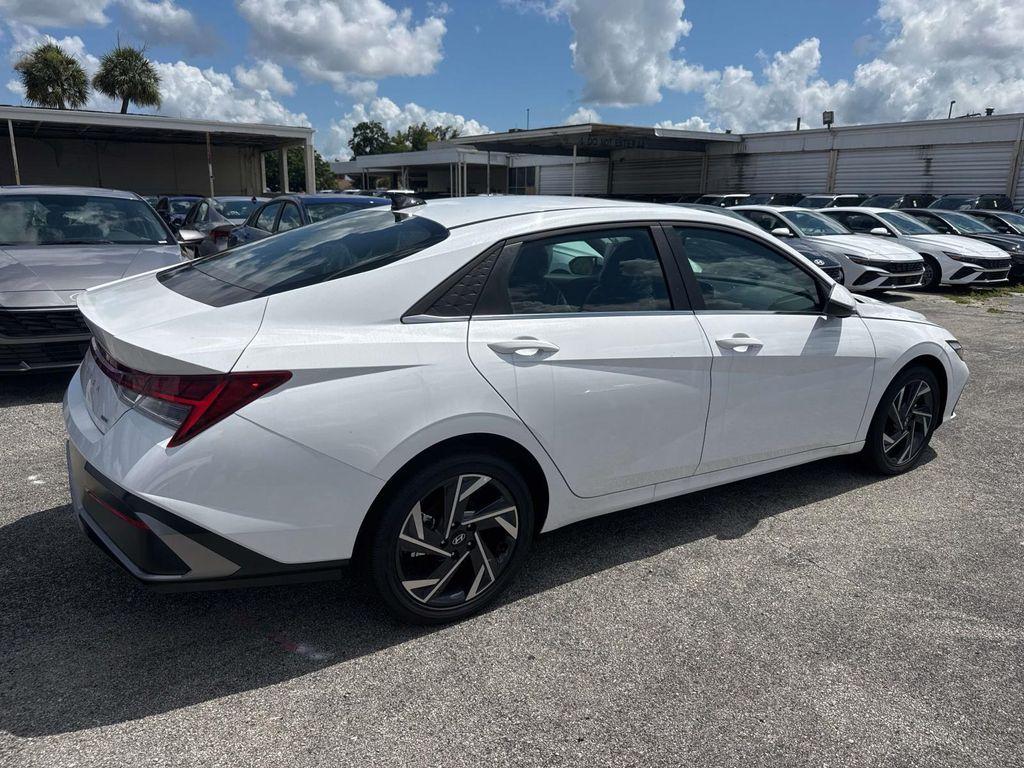 new 2025 Hyundai Elantra car, priced at $29,111