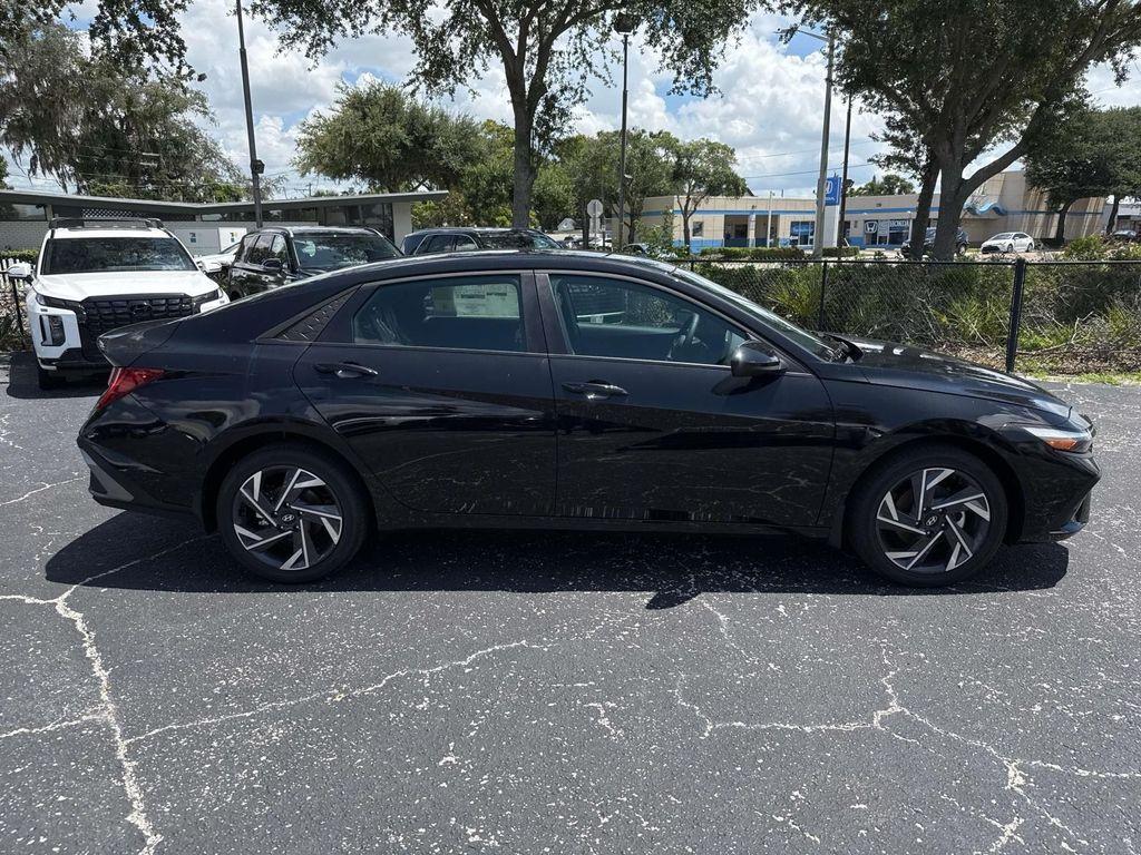 new 2025 Hyundai ELANTRA HEV car, priced at $26,005
