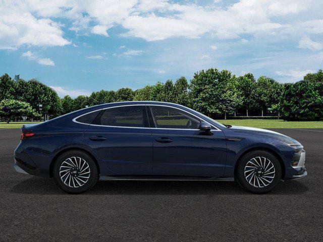 new 2025 Hyundai Sonata Hybrid car, priced at $31,707