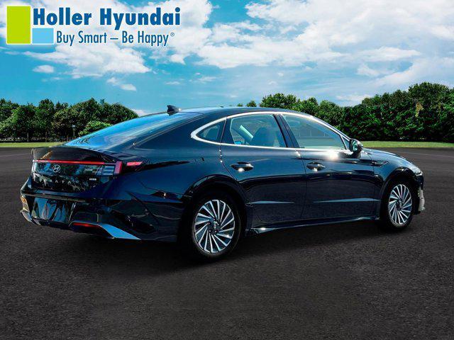 new 2024 Hyundai Sonata Hybrid car, priced at $35,573