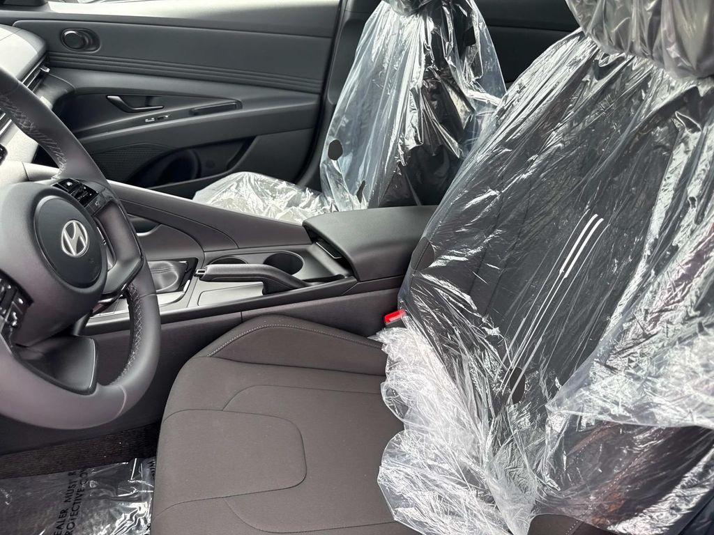 new 2025 Hyundai Elantra car, priced at $23,669