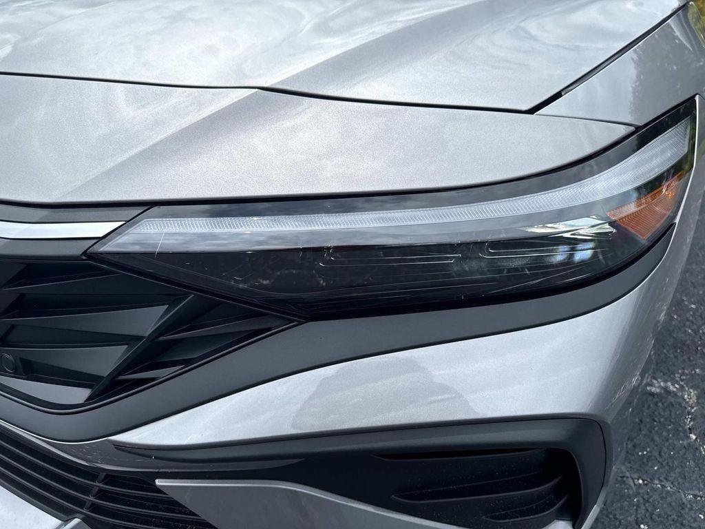 new 2025 Hyundai Elantra car, priced at $23,669